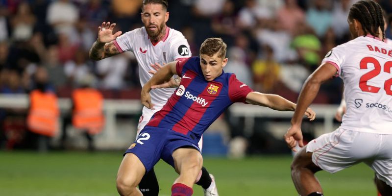 Diễn biến trong hiệp 1 trận Barca và Sevilla